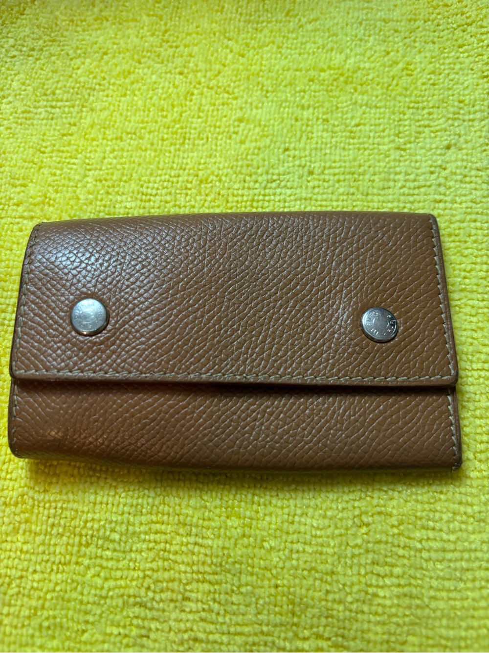 Authentic Hermès Serie 4-Key Case - Gold Epsom Leather - Excellent Condition